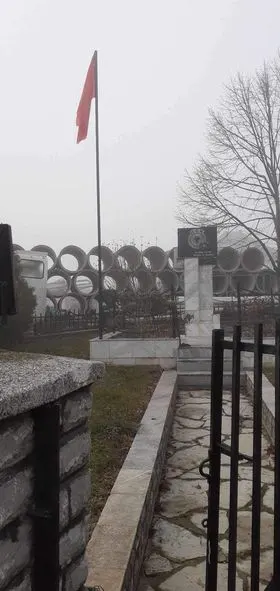 Mirëmbajtja e lapidarëve.