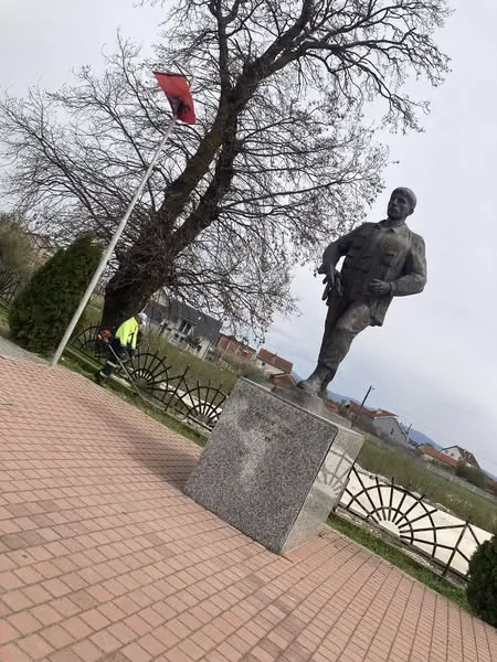 Skedari shtesë