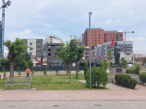 Kositja e barit,pastrimi i hapësirës së gjelbërt tek Lapidari "Hyrë Emini". 🍀