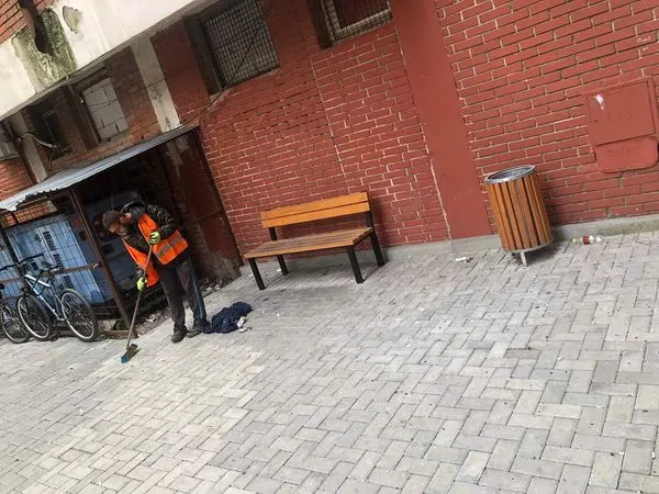 🏙️BANESAT KOLEKTIVE PUBLIKE.