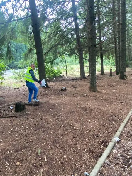 💪🌿 Kemi përfunduar me sukses punimet në parkun e Rahovicës, duke sjellë freski dhe gjelbërim për komunitetin!
