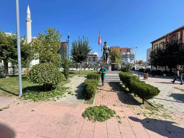 🕯 Përkujtim për Dëshmorët e Kombit – Hyrë Emini (Mira) dhe Brahim Ademi (TT-ja)