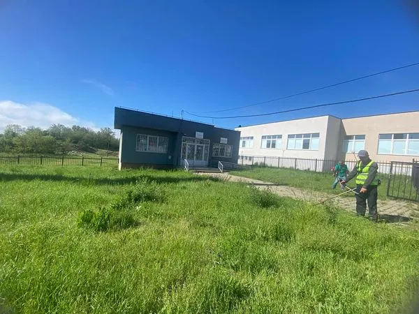 Zyra e Gjendjes Civile,dhe 🏥"Qendra e Mjekësisë Familjare 8" në fshatin Dardani.
