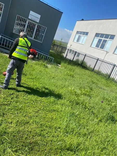 Zyra e Gjendjes Civile,dhe 🏥"Qendra e Mjekësisë Familjare 8" në fshatin Dardani.