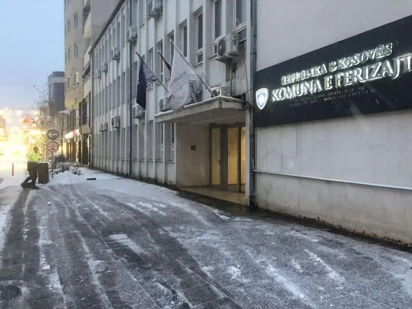 Mirëmëngjesi të gjithëve!