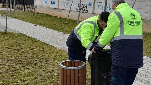 Mirëmbajtja e hapësirave të gjelbërta në fshatin Gaçkë.