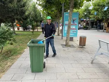 Mirëmbajtja e hapësirës gjelbëruese, mbledhja dhe largimi i mbeturinave tek parku i Bibliotekës "Sadik Tafarshiku".