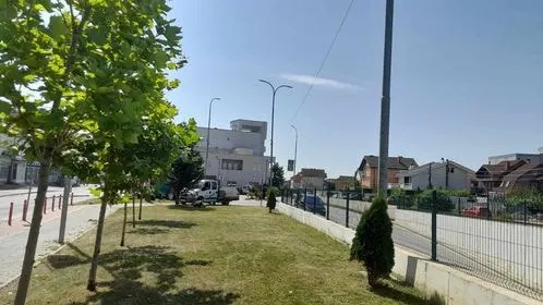 Vijon çdo ditë angazhimi ynë për mirëmbajtjen dhe pastrimin e qytetit♻️.