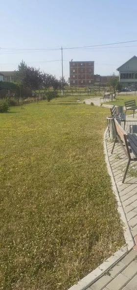 Kositja e barit ,pastrimi  në hapësirën e gjelbërt në fshatin Softaj tek Lapidari "Fatmir Kërçeli". 🍀