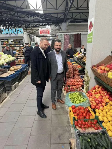 Takim Pune në mes të Drejtorit të NPL"Ambienti"dhe NP"Tregu" në Gjilan.