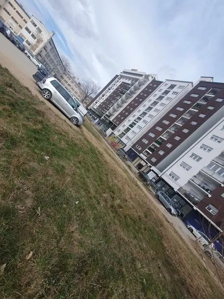 Parkingu i Automjeteve 🚗