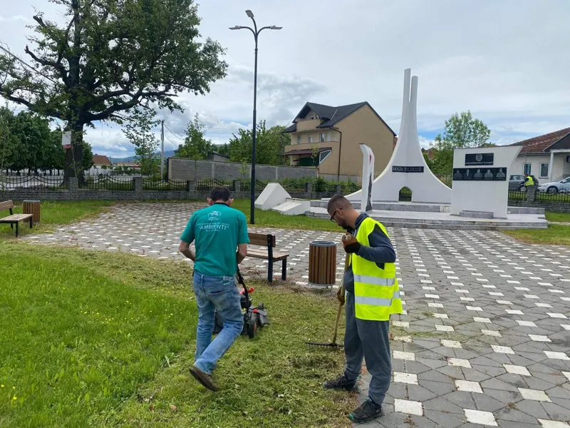 Obelisku "Maja e Lirisë", Qendra e Mjekësisë Familjare🏥, si dhe tek Kopshti i Fëmijëve  në fshatin Greme.