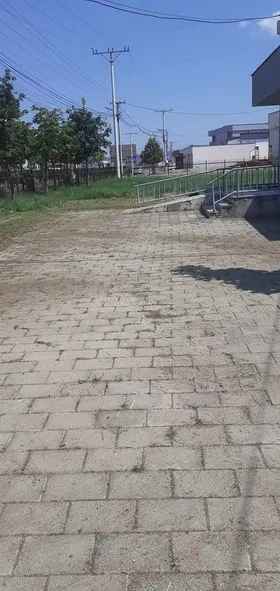Mirëmbajtja e hapësirës së gjelbërt, kositja e barit dhe pastrimi tek "Zyra e Gjendjes Civile" dhe Bibloteka Publike "Sadik Tafarshiku" në fshatin Talinoc .