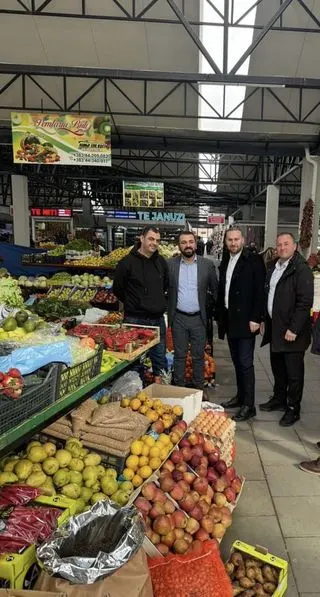 Takim Pune në mes të Drejtorit të NPL"Ambienti"dhe NP"Tregu" në Gjilan.